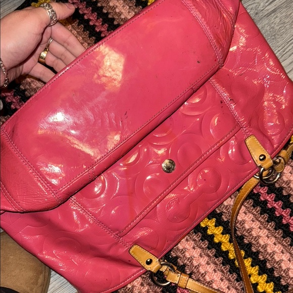 COACH Valentines Day Special Edition Pink Embossed Leather Shoulder Tote Vintage - Picture 3 of 6